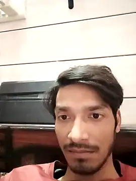 Snapshot of Tarun_0026 chatting on 01-21-25, 04:05 Tarun 0026 online show from 01-21-25, 04:05