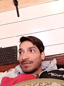 Snapshot of Tarun_0026 chatting on 01-27-25, 05:47 Tarun 0026 online show from 01-27-25, 05:47