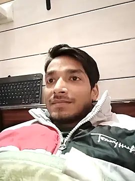 Snapshot of Tarun_0026 chatting on 02-10-25, 01:33 Tarun 0026 online show from 02-10-25, 01:33
