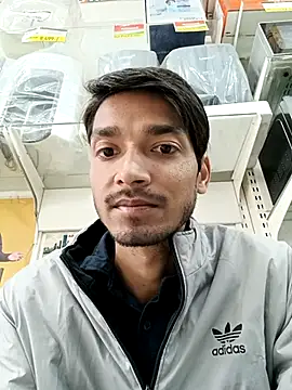 Snapshot of Tarun_0026 chatting on 02-15-25, 05:30 Tarun 0026 online show from 02-15-25, 05:30