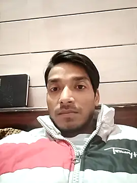 Snapshot of Tarun_0026 chatting on 02-17-25, 02:37 Tarun 0026 online show from 02-17-25, 02:37