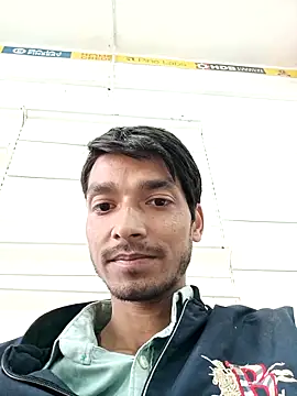 Snapshot of Tarun_0026 chatting on 02-21-25, 11:11 Tarun 0026 online show from 02-21-25, 11:11