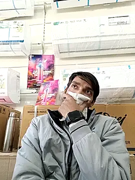 Snapshot of Tarun_0026 chatting on 03-12-25, 08:30 Tarun 0026 online show from 03-12-25, 08:30