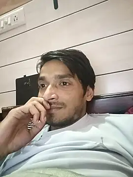 Snapshot of Tarun_0026 chatting on 03-12-25, 02:45 Tarun 0026 online show from 03-12-25, 02:45