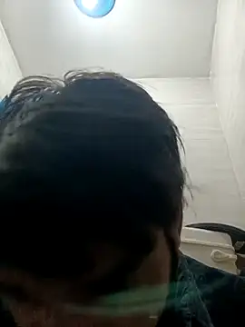 Snapshot of Tarun_0026 chatting on 03-13-25, 02:33 Tarun 0026 online show from 03-13-25, 02:33