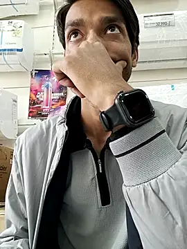 Snapshot of Tarun_0026 chatting on 03-15-25, 05:30 Tarun 0026 online show from 03-15-25, 05:30