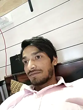 Snapshot of Tarun_0026 chatting on 03-17-25, 01:39 Tarun 0026 online show from 03-17-25, 01:39