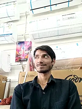 Snapshot of Tarun_0026 chatting on 03-18-25, 09:31 Tarun 0026 online show from 03-18-25, 09:31