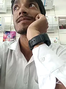 Snapshot of Tarun_0026 chatting on 03-21-25, 09:01 Tarun 0026 online show from 03-21-25, 09:01