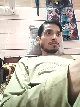 Snapshot of Tarun_0026 chatting on 09-20-25, 04:41 Tarun 0026 online show from 09-20-25, 04:41