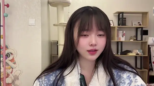 Chenjing0 online show from 11-26-25, 04:46