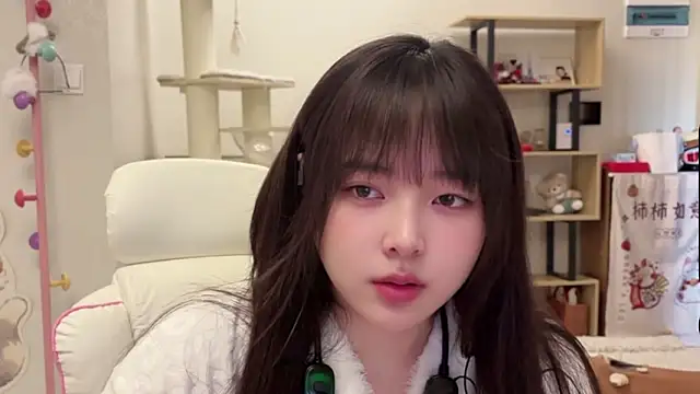 Chenjing0 online show from 02-28-26, 04:35