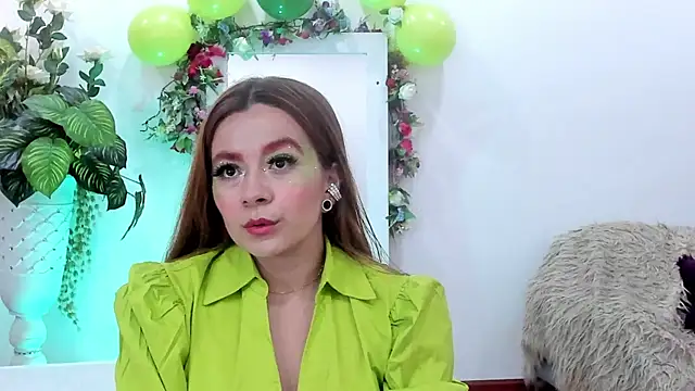 Snapshot of LiaCathaleya chatting on 03-17-25, 08:09 LiaCathaleya online show from 03-17-25, 08:09