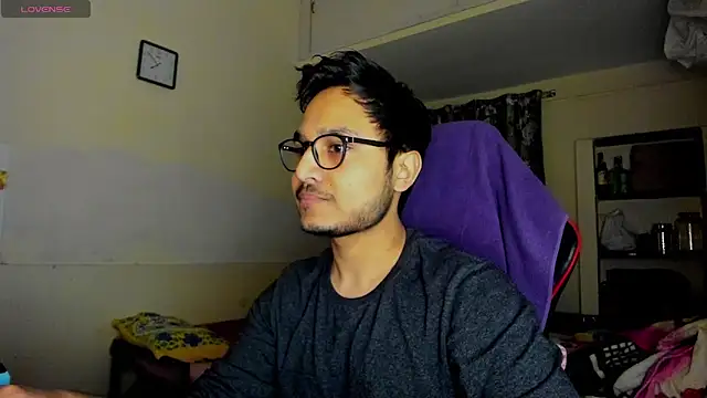 Snapshot of fuckkboy101 chatting on 02-15-25, 02:11 fuckkboy101 online show from 02-15-25, 02:11