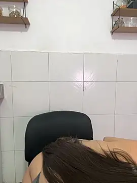 katy handerson online show from 11-30-25, 03:16