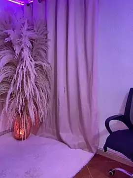 ariadna cooper online show from 09-12-25, 05:51