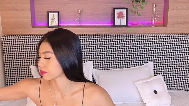 AbieHills online show from 03-20-25, 11:38