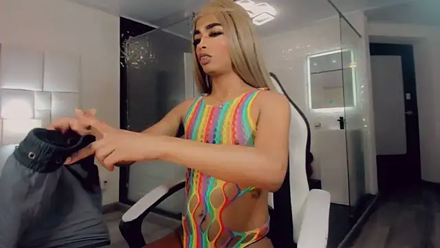 Gisele fox online show from 03-06-25, 10:36