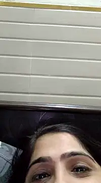 shreya1765 online show from 03-11-25, 06:19