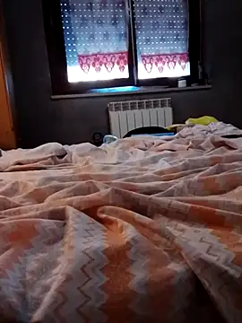 Snapshot of HueingChamber4352 chatting on 09-13-25, 06:13 HueingChamber4352 online show from 09-13-25, 06:13