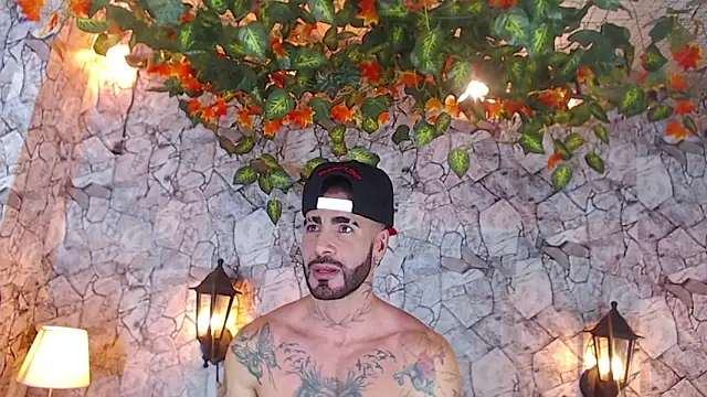 Snapshot of Lancelot_Benwick chatting on 01-06-25, 07:35 Lancelot Benwick online show from 01-06-25, 07:35