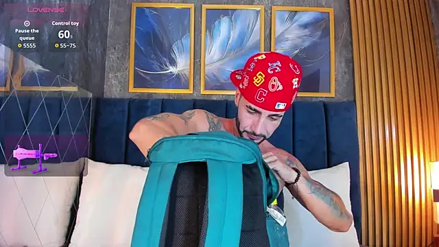 Snapshot of Lancelot_Benwick chatting on 01-10-26, 08:32 Lancelot Benwick online show from 01-10-26, 08:32