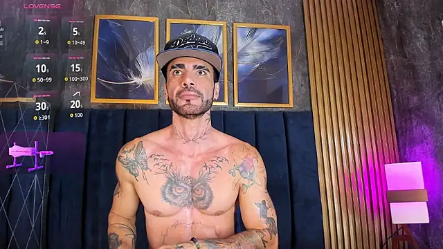 Snapshot of Lancelot_Benwick chatting on 02-25-26, 08:51 Lancelot Benwick online show from 02-25-26, 08:51