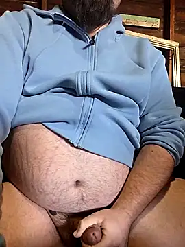 Snapshot of thickdaddy10 chatting on 02-15-26, 06:15 thickdaddy10 online show from 02-15-26, 06:15