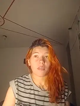 Snapshot of Marcelin-Thompson chatting on 01-04-25, 04:23 Marcelin-Thompson online show from 01-04-25, 04:23