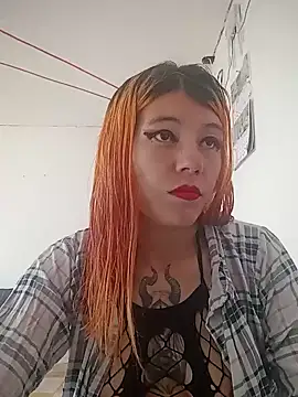 Snapshot of Marcelin-Thompson chatting on 02-14-25, 04:52 Marcelin-Thompson online show from 02-14-25, 04:52