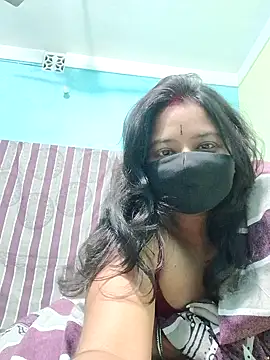  MilkyBar online show from 02-08-25, 06:01