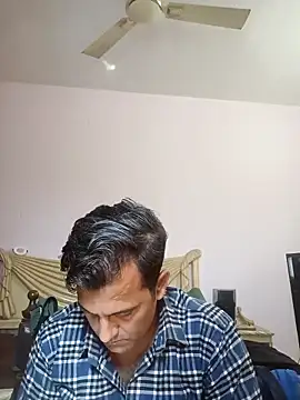 Snapshot of MAGNETICDADDY8 chatting on 03-12-25, 09:34 MAGNETICDADDY8 online show from 03-12-25, 09:34