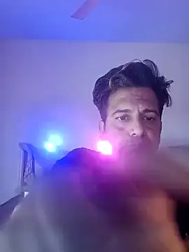 Snapshot of MAGNETICDADDY8 chatting on 03-14-25, 04:21 MAGNETICDADDY8 online show from 03-14-25, 04:21