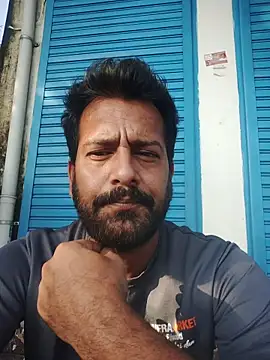 Snapshot of MAGNETICDADDY8 chatting on 09-20-25, 02:12 MAGNETICDADDY8 online show from 09-20-25, 02:12