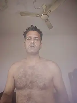 Snapshot of MAGNETICDADDY8 chatting on 10-03-25, 03:47 MAGNETICDADDY8 online show from 10-03-25, 03:47