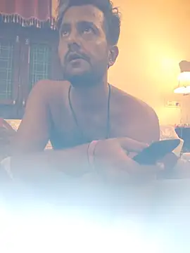 Snapshot of MAGNETICDADDY8 chatting on 11-01-25, 03:36 MAGNETICDADDY8 online show from 11-01-25, 03:36