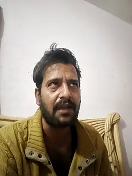 Snapshot of MAGNETICDADDY8 chatting on 11-26-25, 04:41 MAGNETICDADDY8 online show from 11-26-25, 04:41