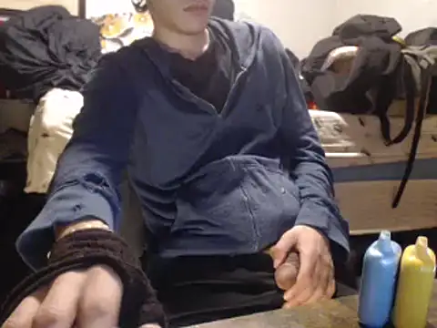 Snapshot of SadCatDaddy chatting on 01-23-25, 12:04 SadCatDaddy online show from 01-23-25, 12:04