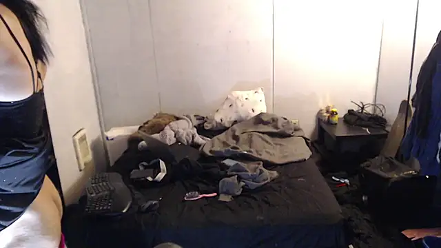 Snapshot of SadCatDaddy chatting on 03-09-25, 05:17 SadCatDaddy online show from 03-09-25, 05:17