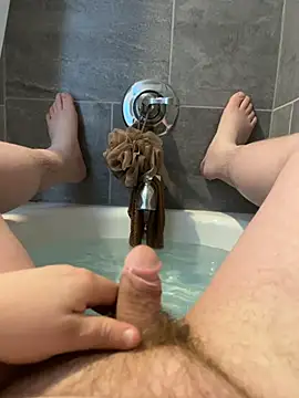 Snapshot of Ucsamiam chatting on 02-01-26, 01:20 Ucsamiam online show from 02-01-26, 01:20