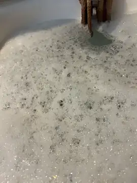 Snapshot of Ucsamiam chatting on 02-12-26, 10:49 Ucsamiam online show from 02-12-26, 10:49