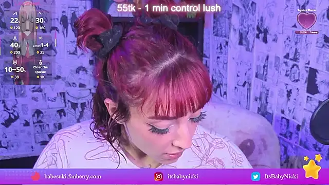 Snapshot of NickiYoung chatting on 03-10-26, 05:07 NickiYoung online show from 03-10-26, 05:07