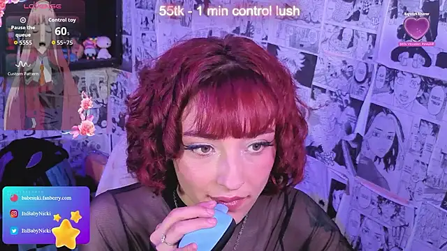 Snapshot of NickiYoung chatting on 03-11-26, 07:31 NickiYoung online show from 03-11-26, 07:31