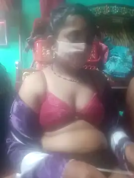 YourHotRandi online show from 03-08-26, 06:12