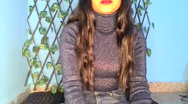 Snapshot of SIYA_MAVI chatting on 01-12-25, 05:56 SIYA MAVI online show from 01-12-25, 05:56