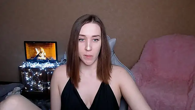 Snapshot of JessicaMurray chatting on 02-21-25, 12:38 JessicaMurray online show from 02-21-25, 12:38