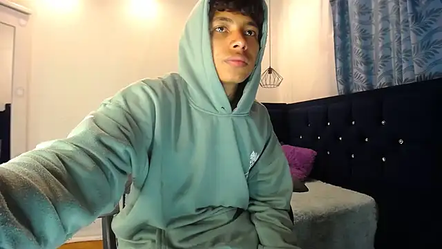 twinkmilk  online show from 03-09-25, 06:54