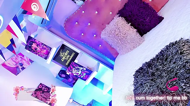 Snapshot of Diva_Smith02 chatting on 06-12-26, 11:09 Diva Smith02 online show from 06-12-26, 11:09