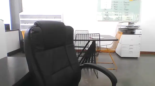 jonatanl31 online show from 01-17-25, 06:44