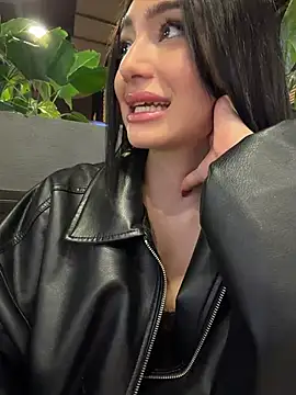 Maddy Jones online show from 06-22-26, 10:51